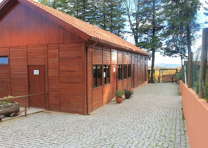 Кемпинг Parque Biologico De Виньяйш